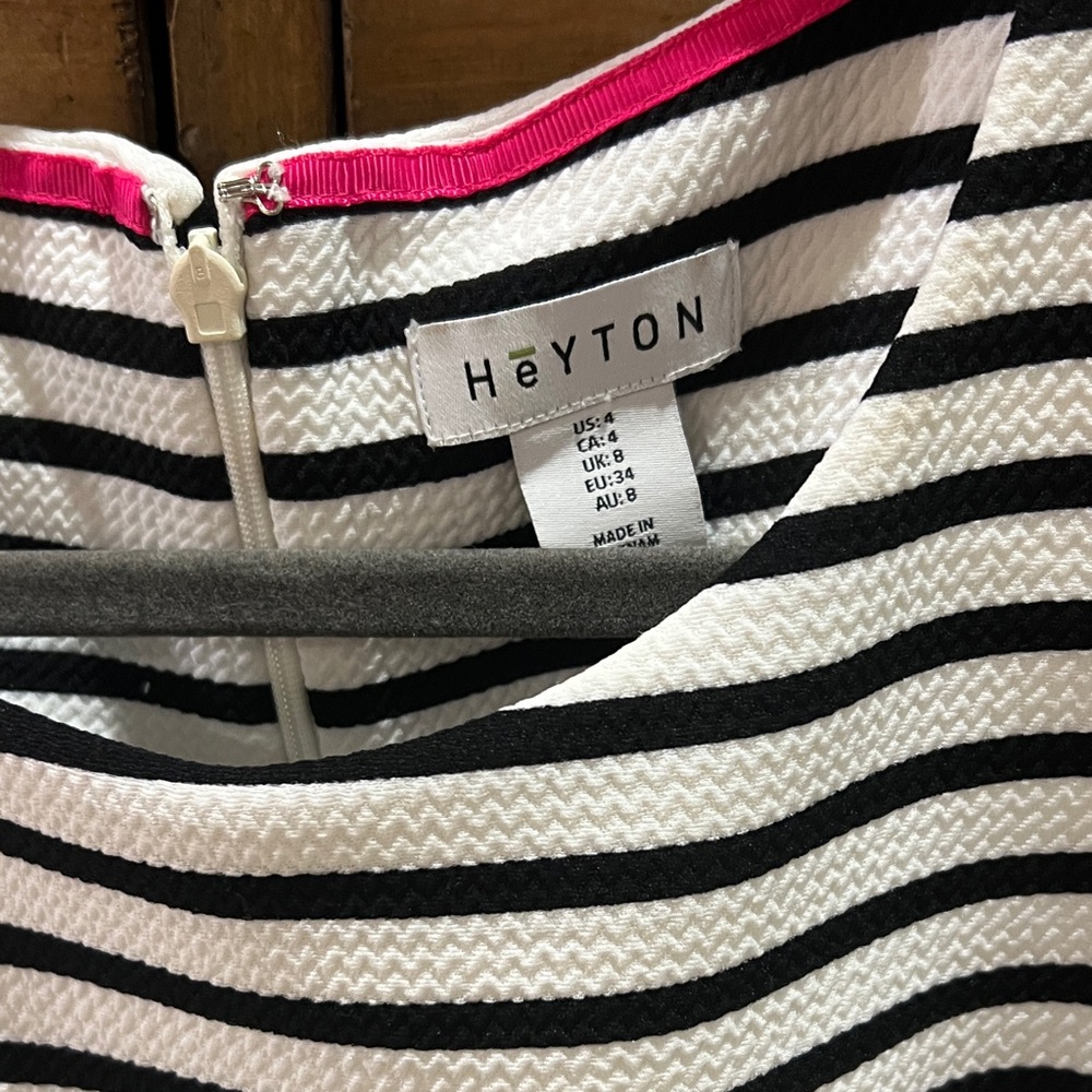 HeYTON Black & White Striped Sleeveless Dress with Pink Pom Pom Trim! SIZE 4 - Picture 2 of 9
